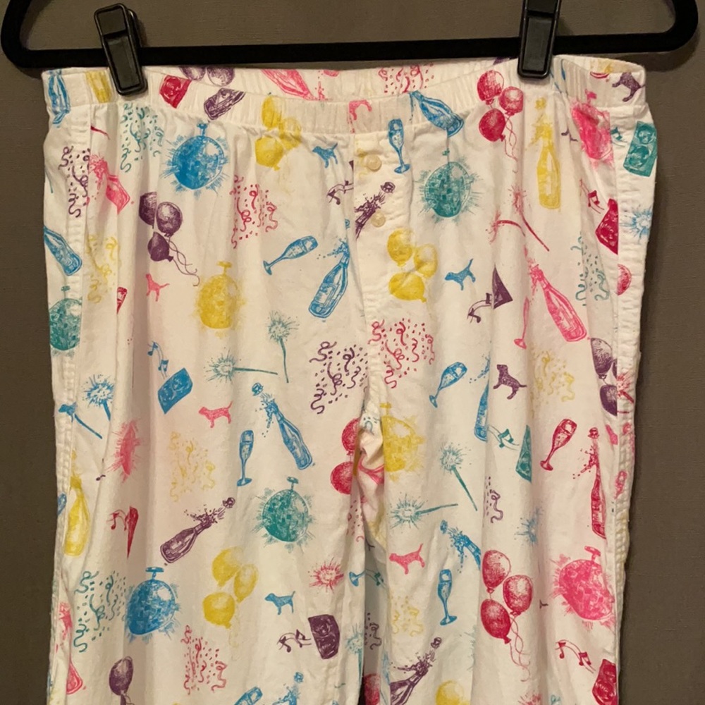 VS PINK | Lounge Pants - Picture 2 of 5